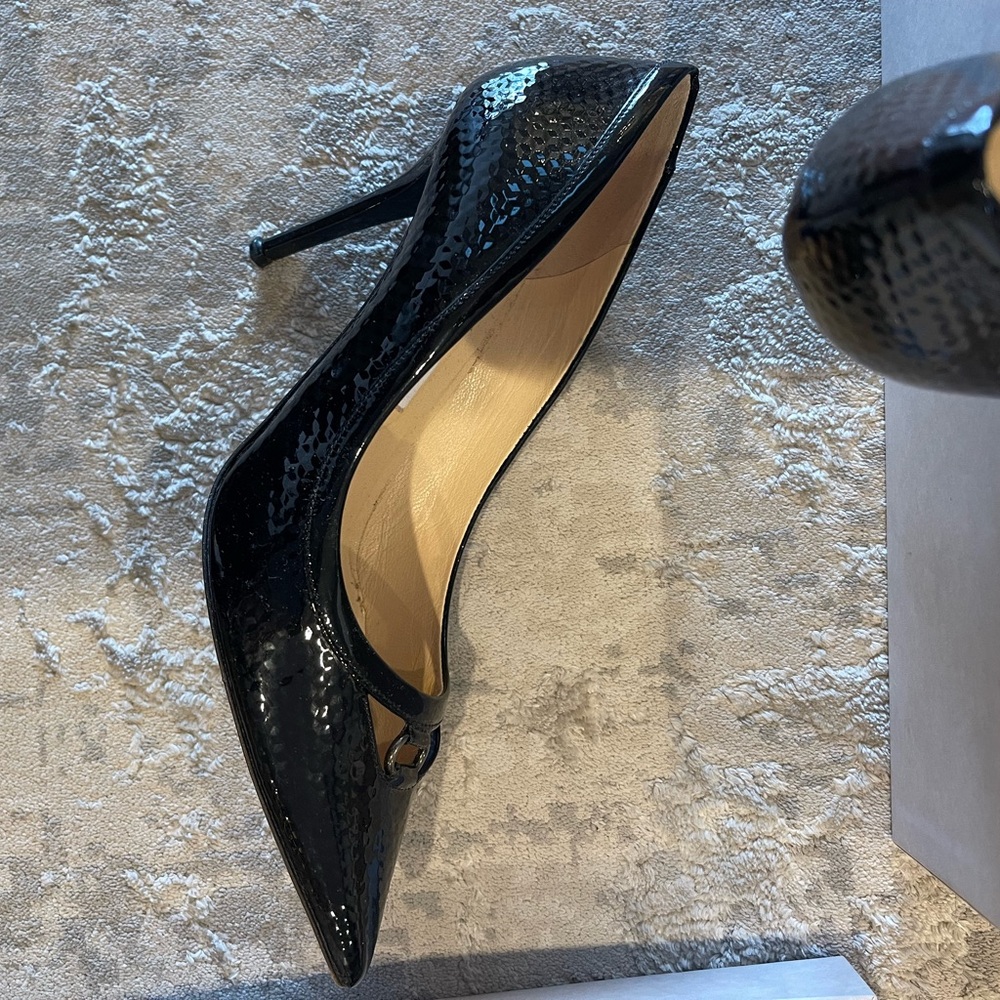 JIMMY CHOO SZ 38.5